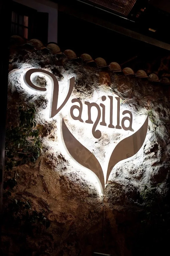 Vanilla Lounge